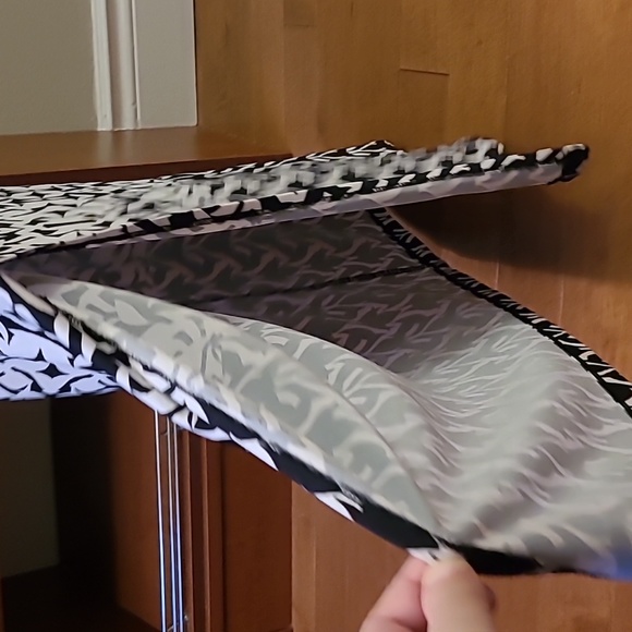 AGB Maxi Dress Black and White Pattern - Picture 6 of 6